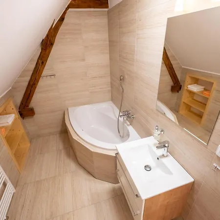 Wellness Zoo Apartmany Lhota Lomnice nad Luznici Exterior photo