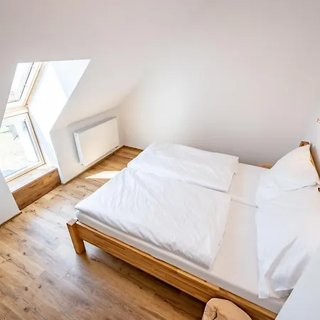 Wellness Zoo Apartmany Lhota Lomnice nad Luznici Exterior photo