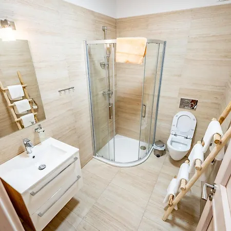Wellness Zoo Apartmany Lhota Lomnice nad Luznici Exterior photo