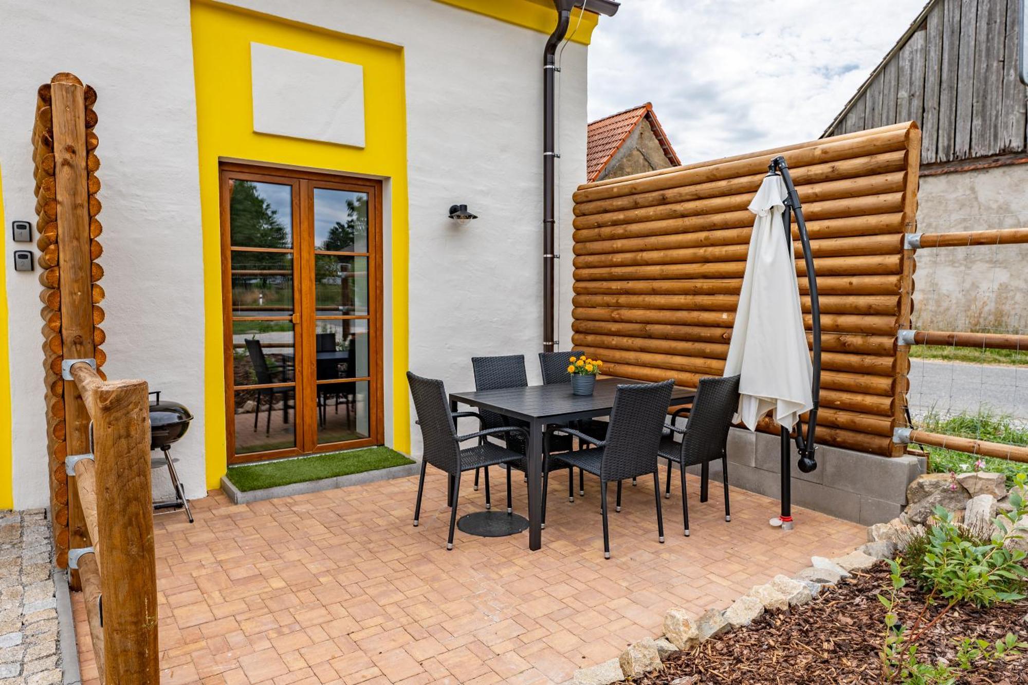 Wellness Zoo Lhota Apartment Lomnice nad Luznici