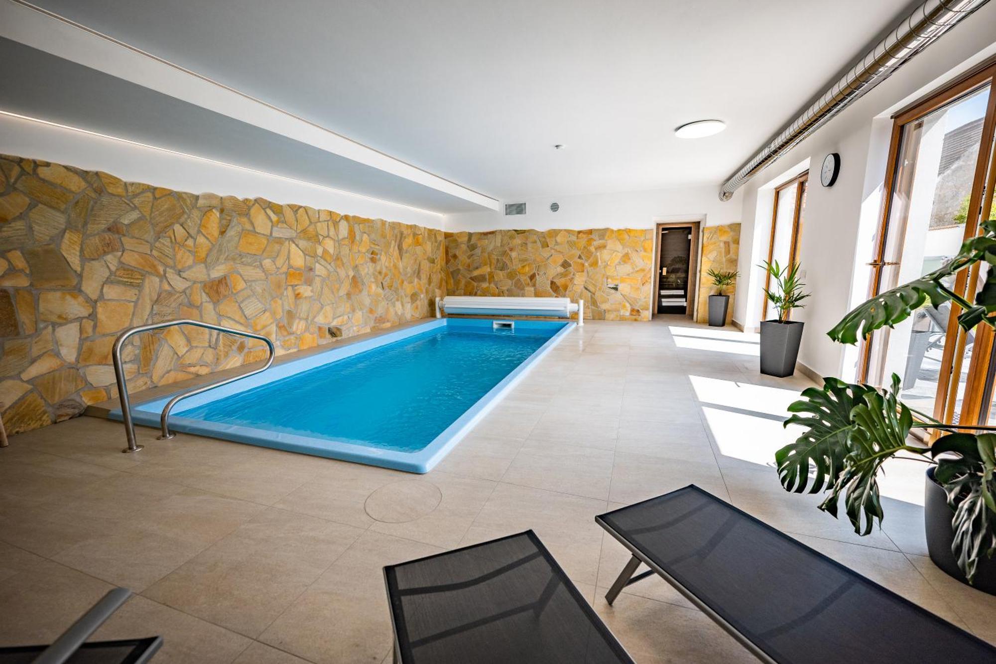 Wellness Zoo Lhota